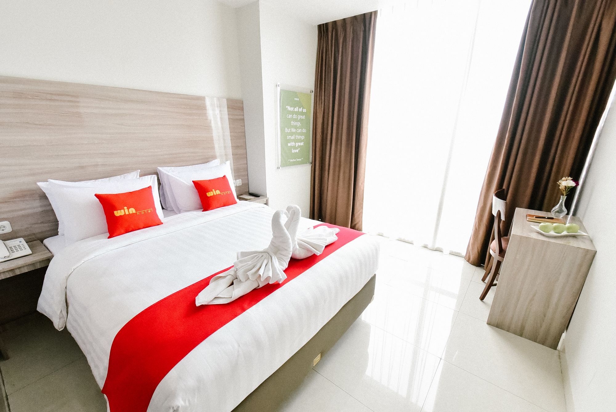 Win Grand Hotel Bekasi Eksteriør bilde