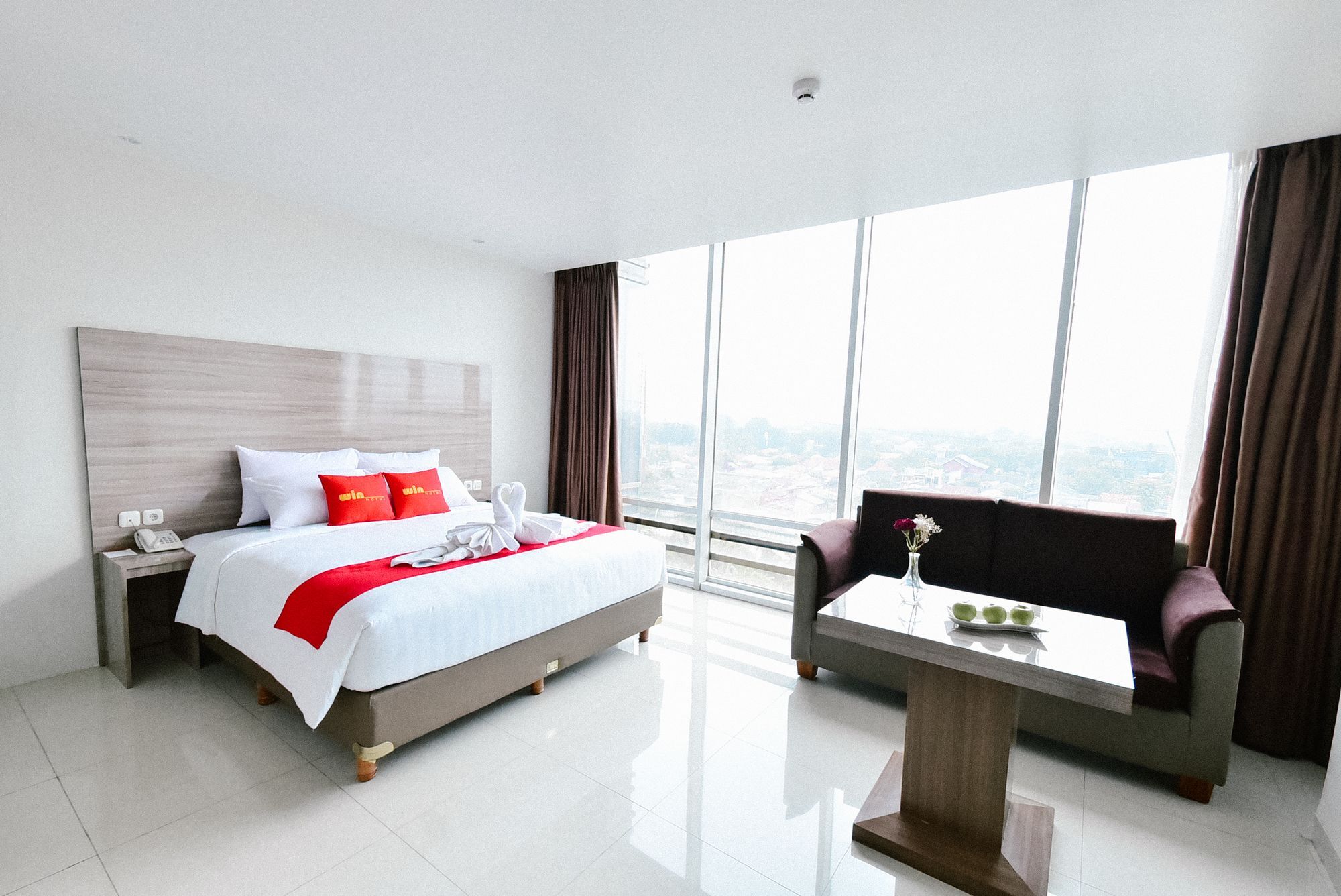 Win Grand Hotel Bekasi Eksteriør bilde